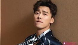 最新爆料李易峰视频播放,引发网友热议！